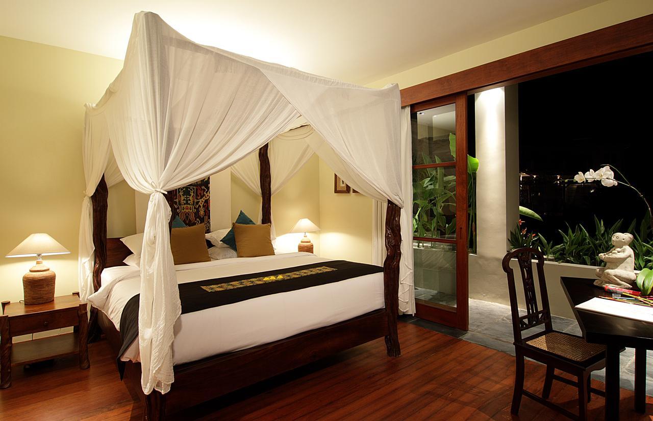 The Longhouse, Jimbaran - Bali Hotel Exterior foto