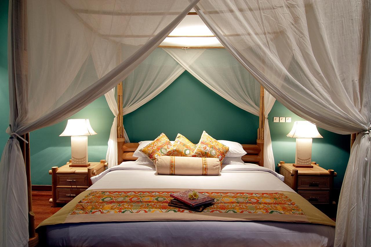 The Longhouse, Jimbaran - Bali Hotel Exterior foto