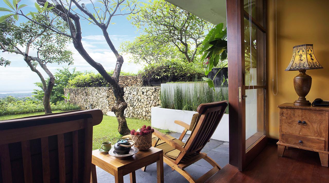 The Longhouse, Jimbaran - Bali Hotel Exterior foto