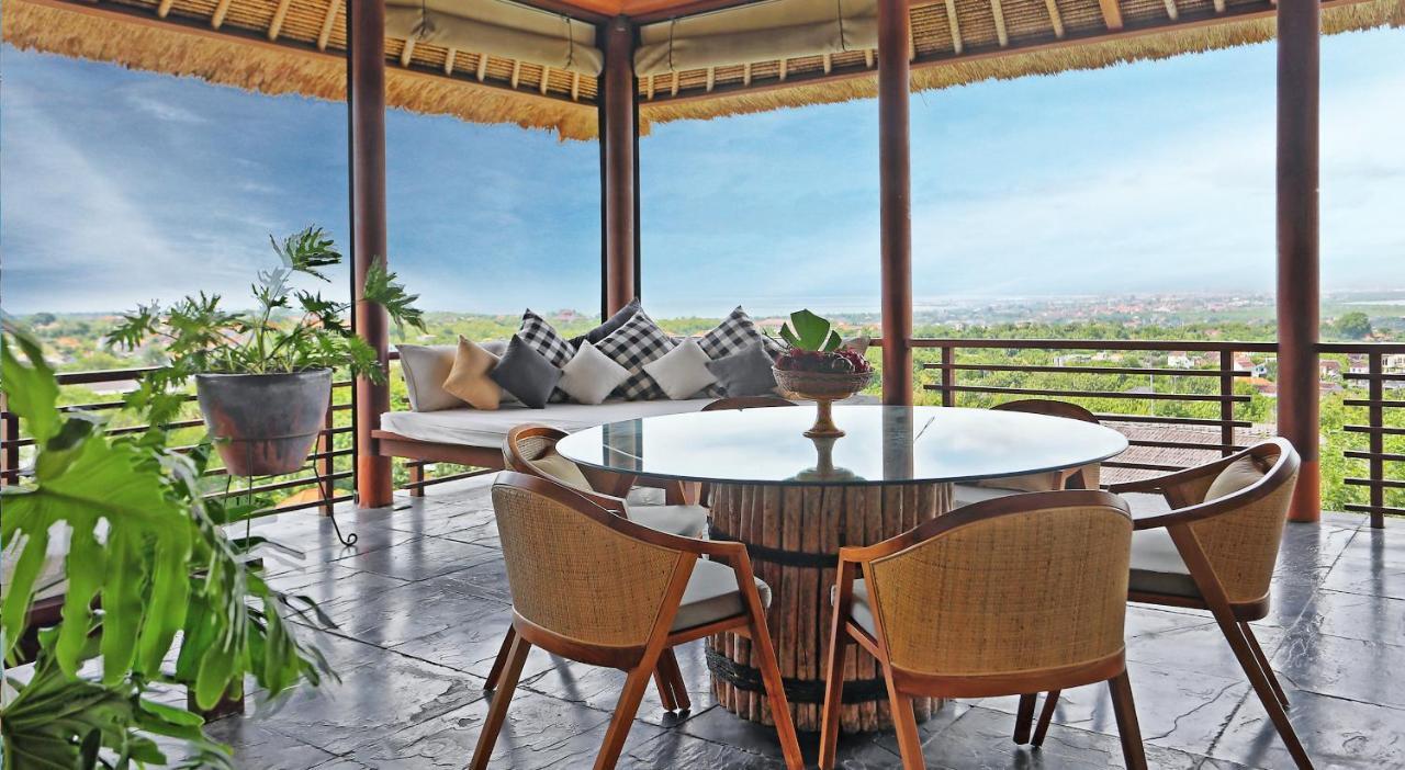 The Longhouse, Jimbaran - Bali Hotel Exterior foto