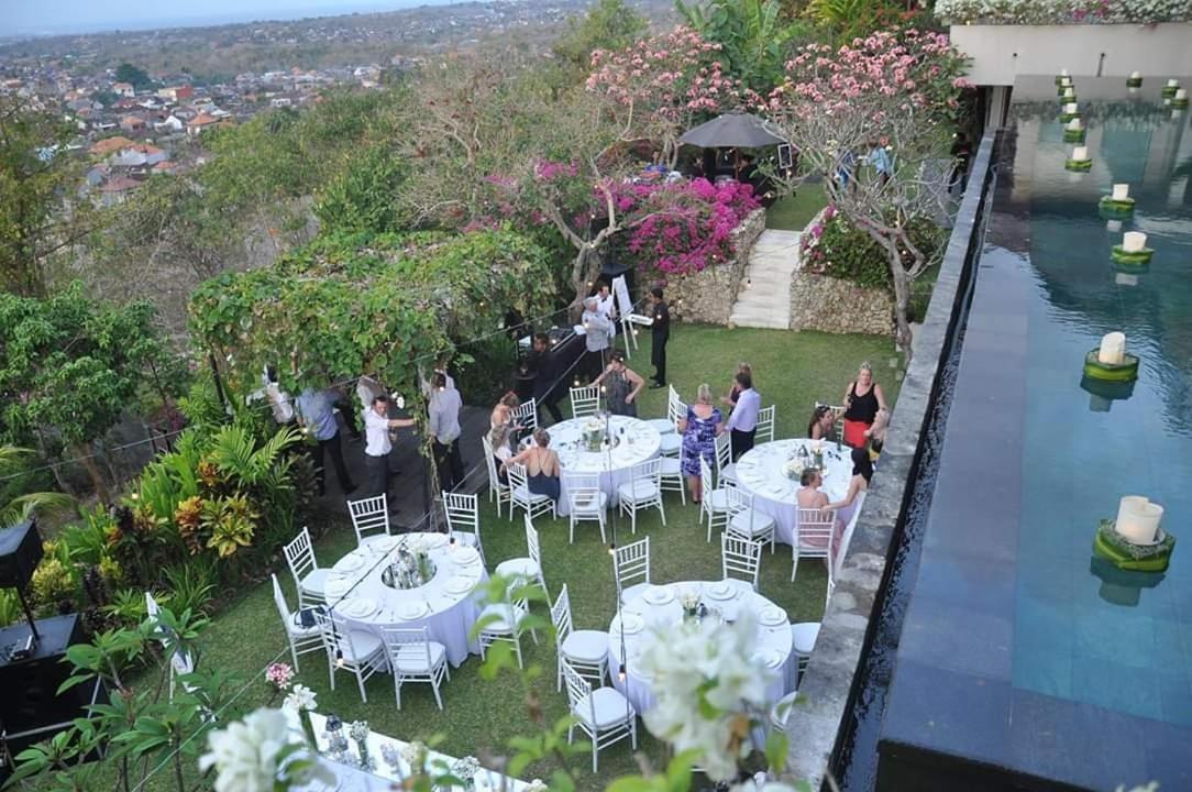 The Longhouse, Jimbaran - Bali Hotel Exterior foto